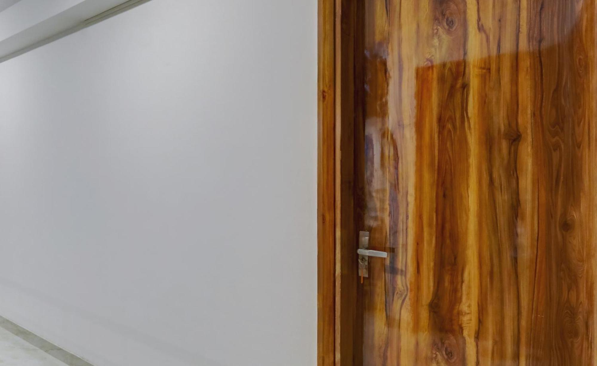 Collection O The Doors Near Appu Ghar Gurgaon Exterior foto
